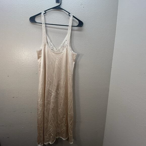 Vintage WISE BUYS Maidenform Tan Nylon Full Slip Lace adjustable straps Sz 32 - Picture 8 of 9